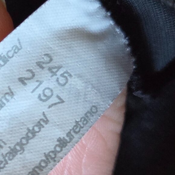 Stunning Black Body CHANTELLE with lace - Picture 8 of 8